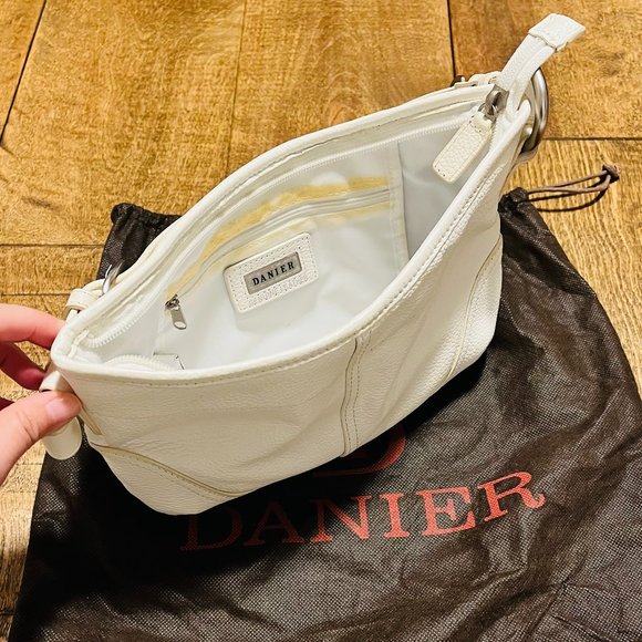 Danier Leather Small Shoulder Bag with Adjustable Strap and Zip Closure, White - Picture 5 of 5